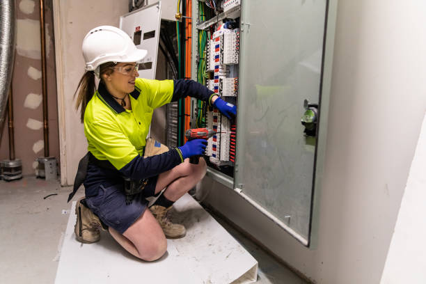 Best Electrician Near Me  in Mosinee, WI